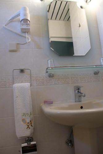 Hal Tur Hotel