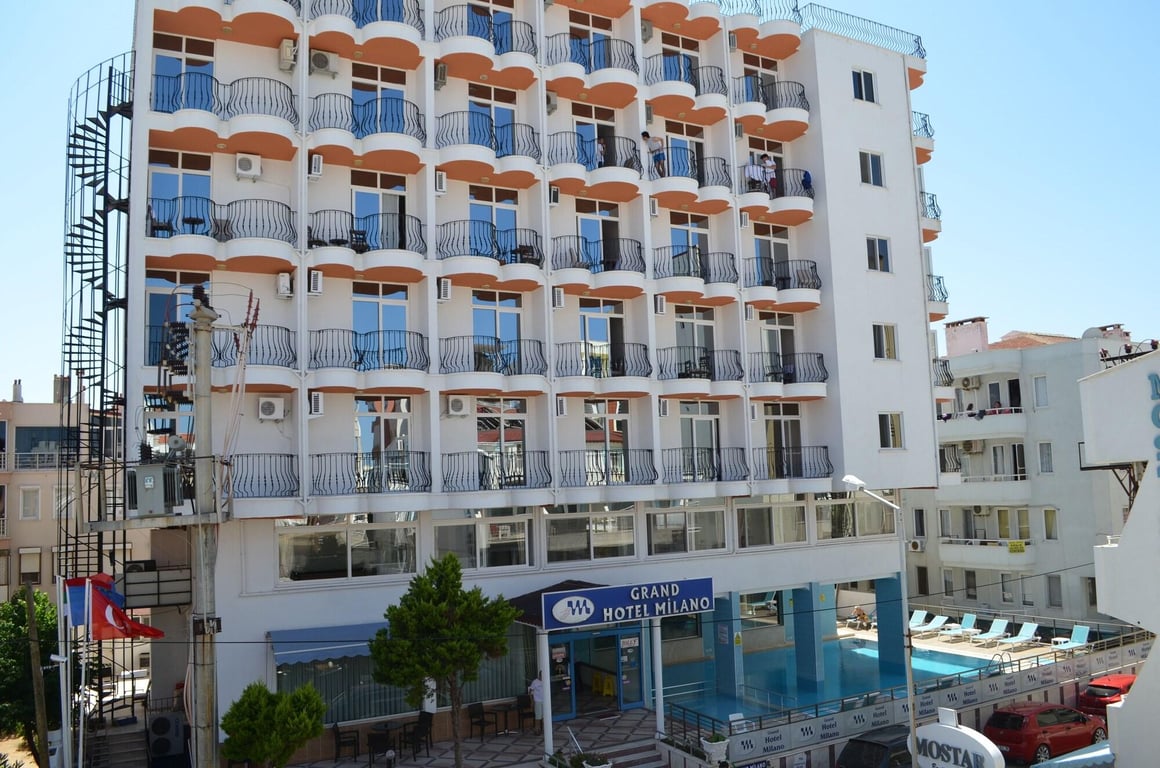 Grand Milano Hotel