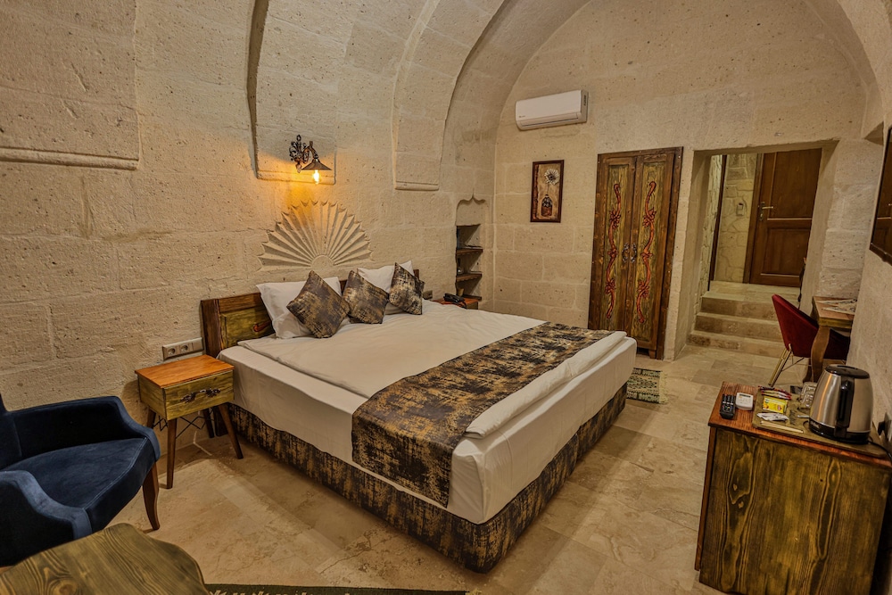 Caveadocia Stone And Cave House (to Make Arrangements For Check In Please Contact The Property 5 Days In Advance)