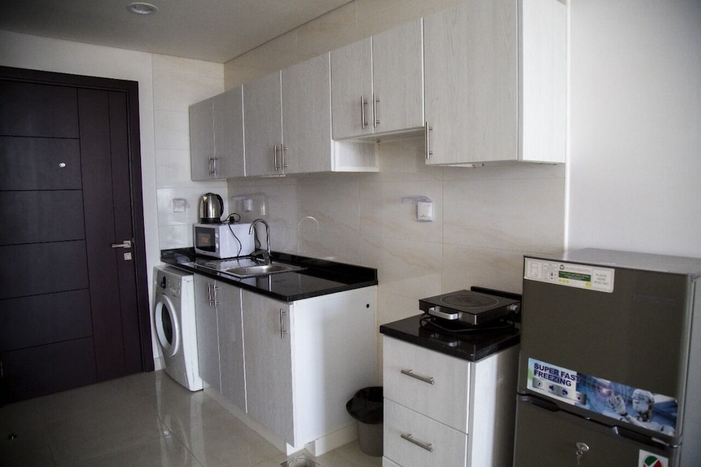 Al Alkeem Heights (no Front Desk Contact The Property 5 Days In Advance)