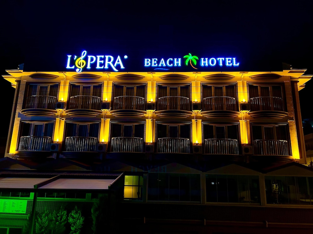 Lopera Beach Hotel