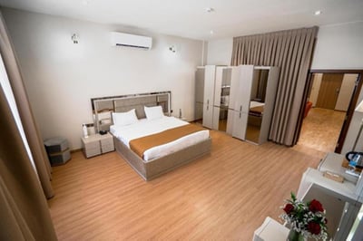 Al Yarmouk International Hotel