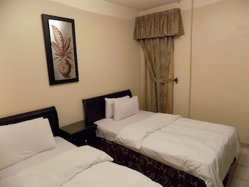 Al Yamama Palace Al Moazar Branch 13