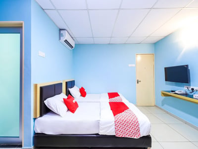Oyo 89842 Hotel 22 Northport