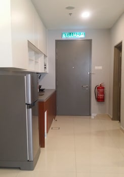 Pinnacle Suites (no Front Desk Need To Contact Property 5 Days In Advance)