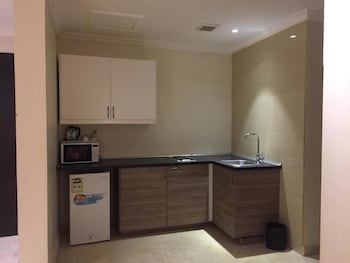 Asfar Plaza Hotel And Apartments