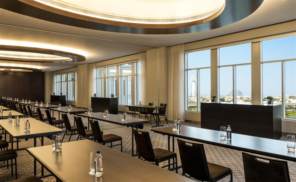 Sheraton Dubai Mall Of The Emirates Hotel