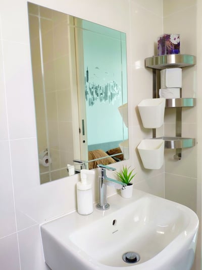 La Thea Residences Spacious Balcony (no Front Desk Need To Contact Property 5 Days In Advance)