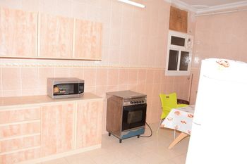 Al Eairy Furnished Apts Al Madinah 14 (no Front Desk Please Contact The Property 5 Days Before Arrival)