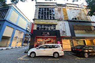 Oyo Home 90468 Syariah Asam Pedas