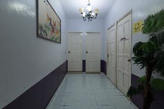 Oyo 880 Hotel Purple Town