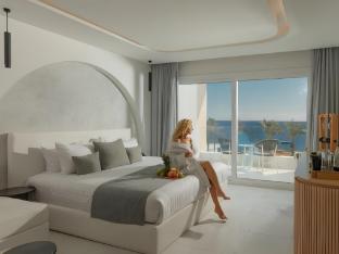 White Hills Resort (not Valid For Lebanese market)