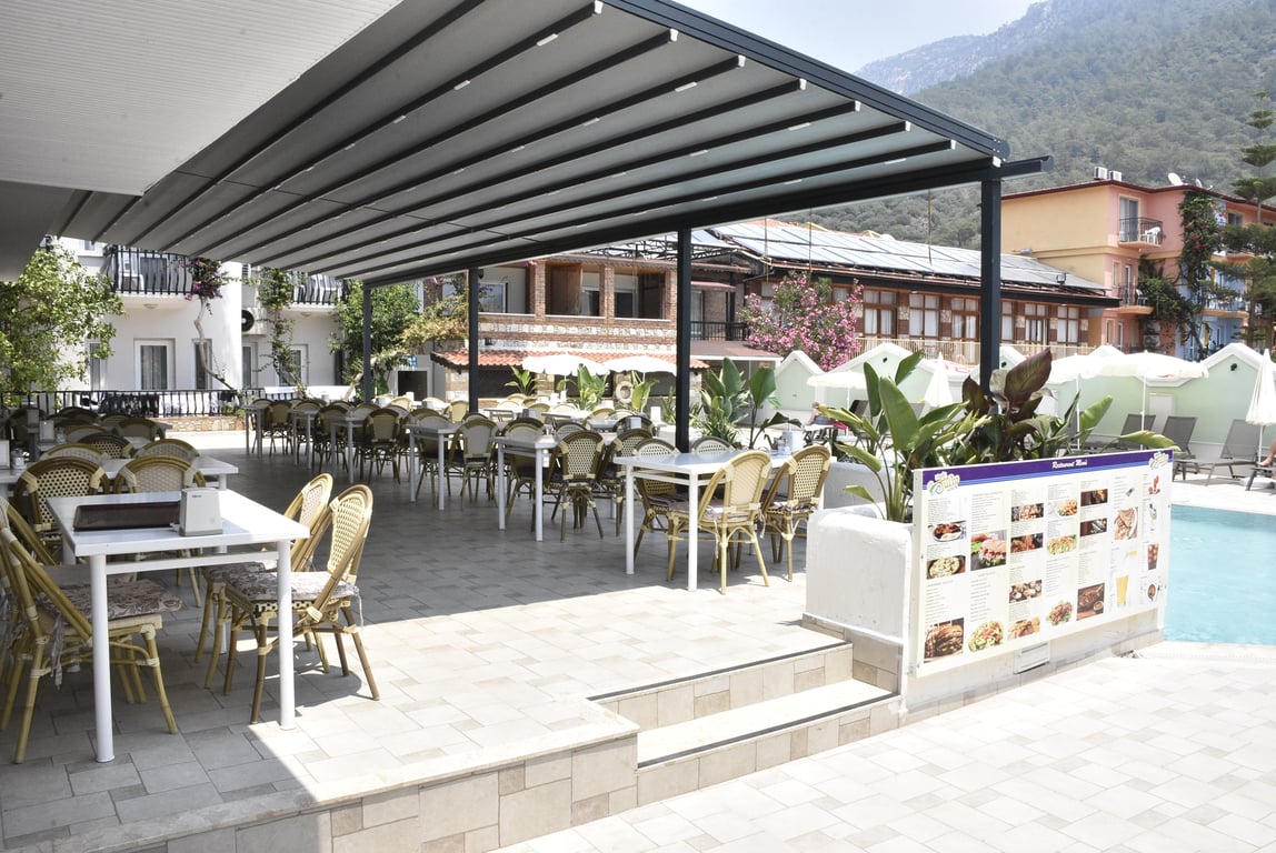Magic Tulip Hotel