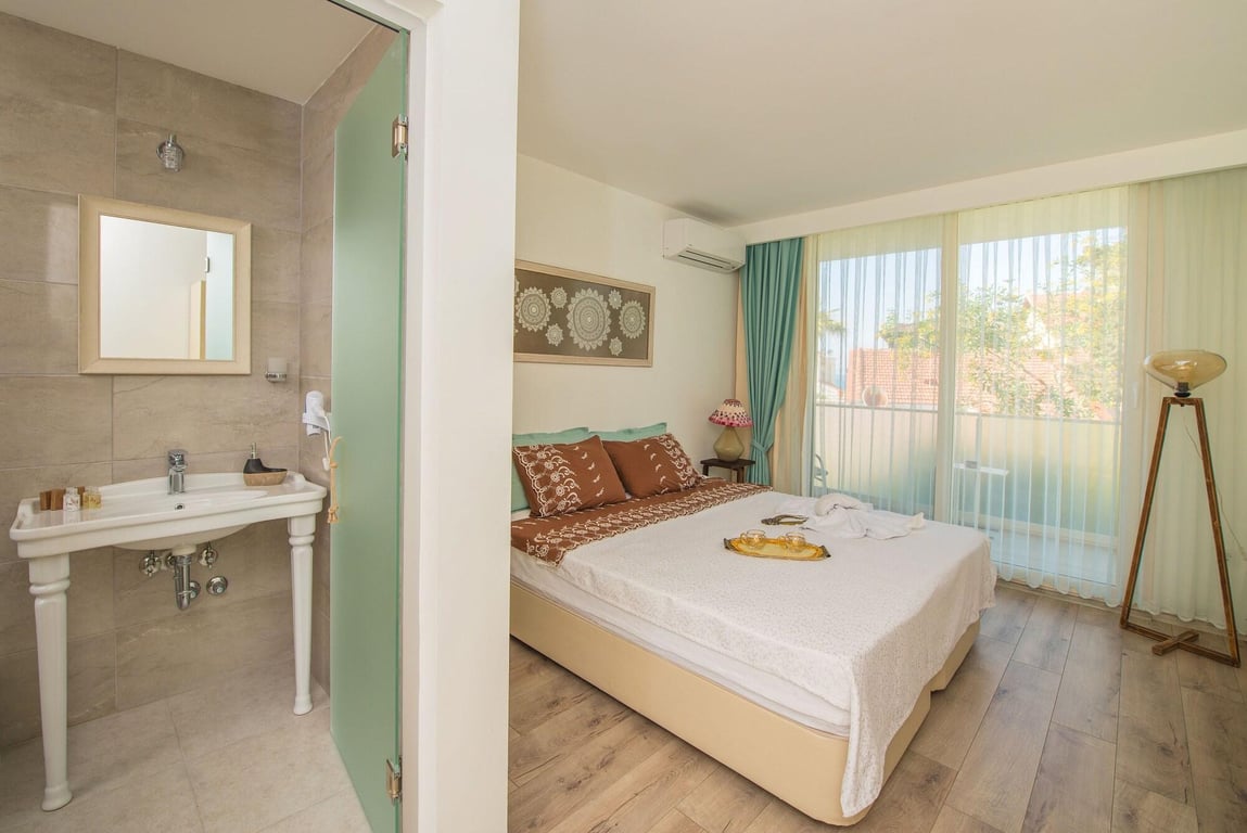 Destina Boutique Hotel