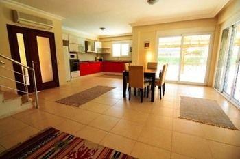 Paradise Town Villas