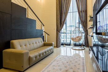 Skylivia Kl Guesthouse (no Front Desk Need To Contact Property 5 Days In Advance)