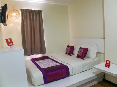 Oyo Rooms Petaling Jaya Ss4 (no Front Desk Need To Contact Property 5 Days In Advance)