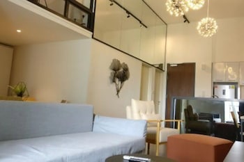 Stazion Services Alila Apartment (no Front Desk Need To Contact Property 7 Days In Advance)