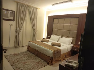 Capital O512 Reef Al Madina