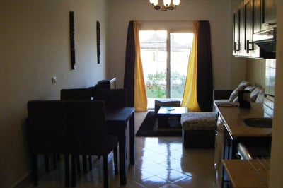 Carlton Deluxe Residences And Apartments