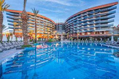 Kirman Calyptus Hotel