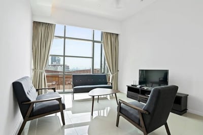 Deluxe2 Paradigm Mall(no Front Desk Please Contact The Property 5 Days In Advance)