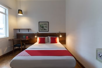 Oyo 161 Lodge Paradize Hotel
