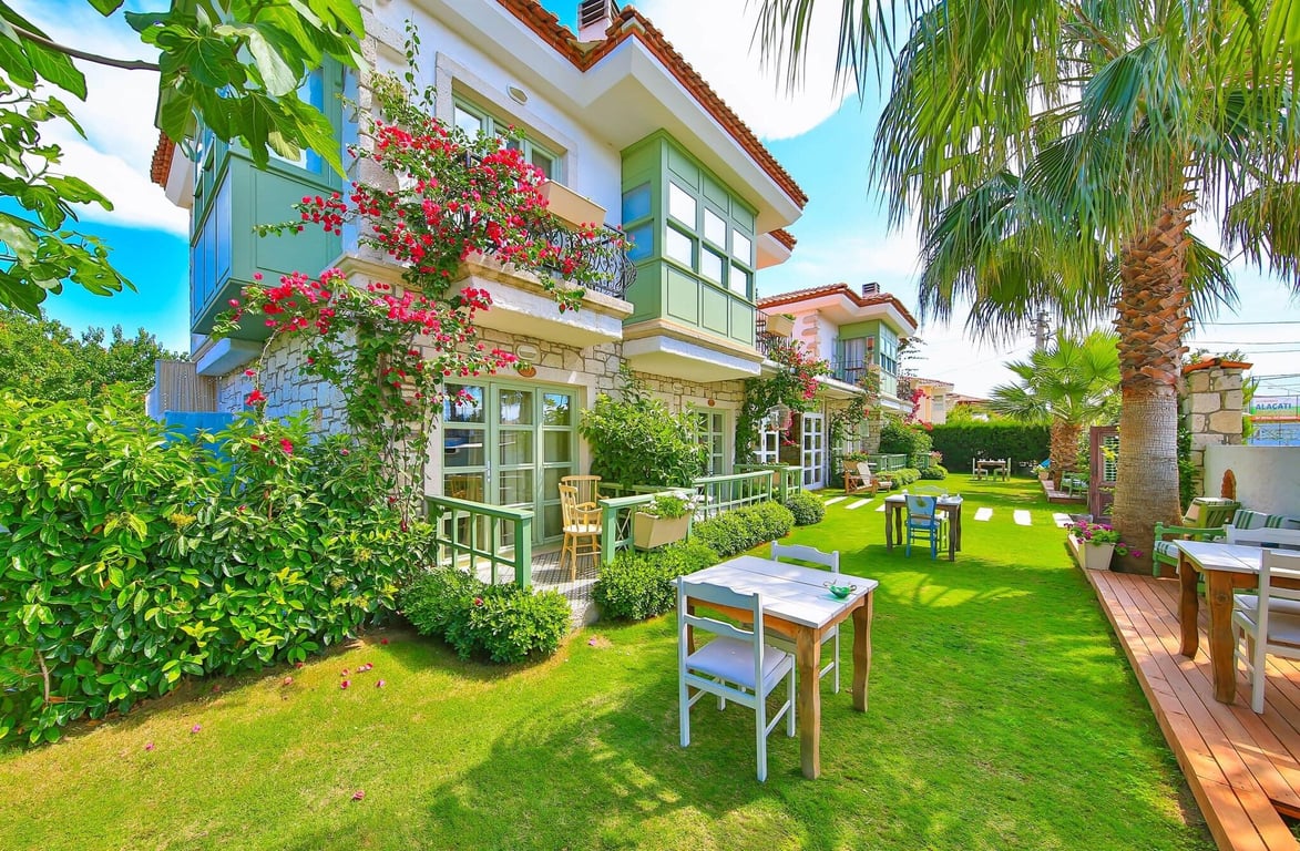 Palas Alacati Adults Only