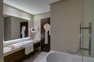 72 Sharjah(also Known As Hotel 72 Sharjah Waterfront)