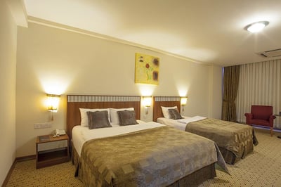 Noble Hotel