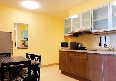 Parkview 16 9 By Sync (no Front Desk Need To Contact Property 5 Days In Advance)