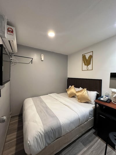 Ss Grey House(no Front Desk Contact The 5 Days In Advance)