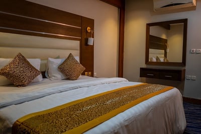 Ahlin Suites 2