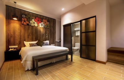 Twenty 8b Hotel