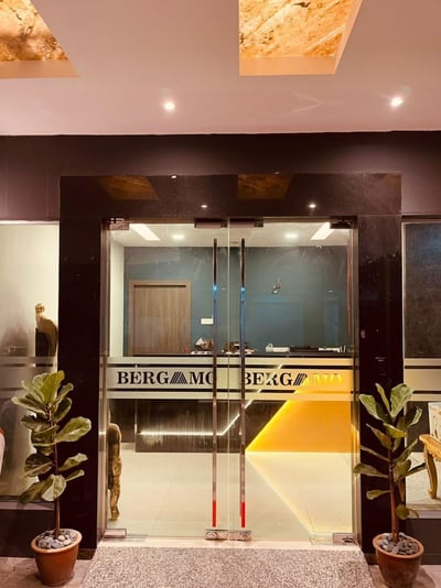 Oyo 90829 Bergamo Hotel