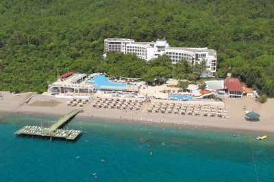 Perre La Mer Resort and Spa