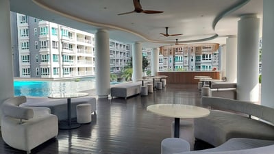 Staycation V Residence Sunway Velocity(no Front Desk Contact The 5 Days In Advance)