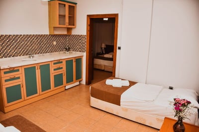 New Garden Luna Side Apart Hotel (70 Km Away From Antalya)