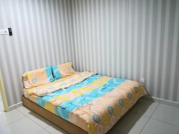 Kepong Spacious Vacation House (no Front Desk Please Contact The Property 5 Days Before Your Arrival)