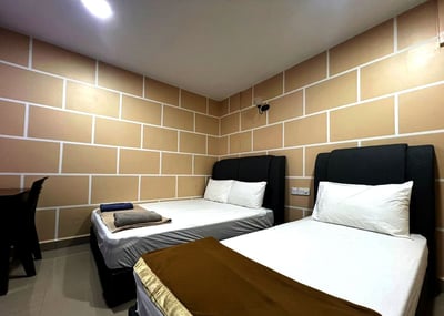 Puchong Business Hotel At Putrajaya(29km Away From Kuala Lumpur)
