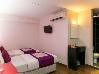 Oyo Rooms Petaling Jaya Ss4 (no Front Desk Need To Contact Property 5 Days In Advance)