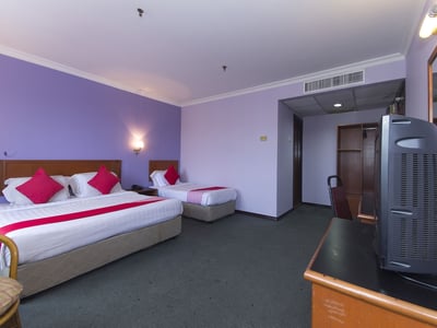 Super Oyo 473 Comfort Hotel 2(no Front Desk Please Contact The Property 5 Days In Advance)