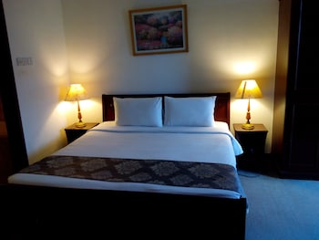 Kl Star Suite At Times Square (no Front Desk Need To Contact Property 5 Days In Advance)