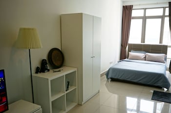 Shaftsbury Residences By Superhost (no Front Desk Please Contact The Property 5 Days Before Your Arrival)