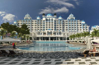 Rubi Platinum Spa Resort & Suites