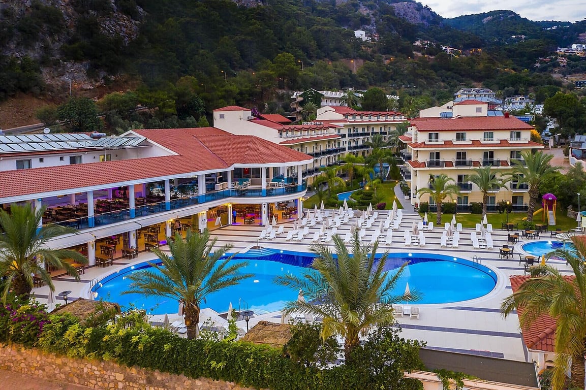 Montebello Resort & Spa