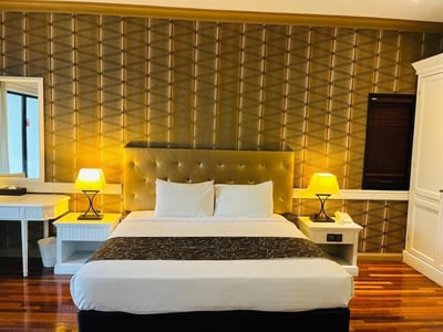 Mines Beach Resort Hotel(18 Km Away From Kuala Lumpur)