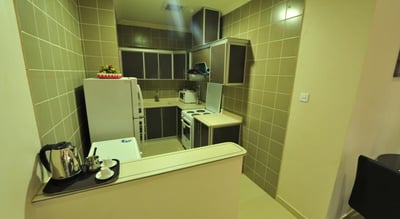 Al Janadriyah Suites 7