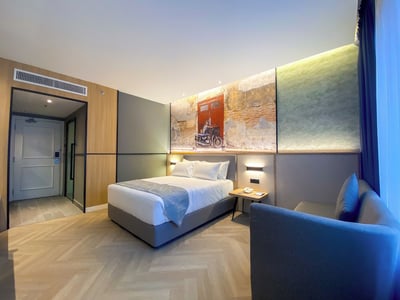 Royal Signature Hotel