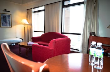 Kl Star Suite At Times Square (no Front Desk Need To Contact Property 5 Days In Advance)